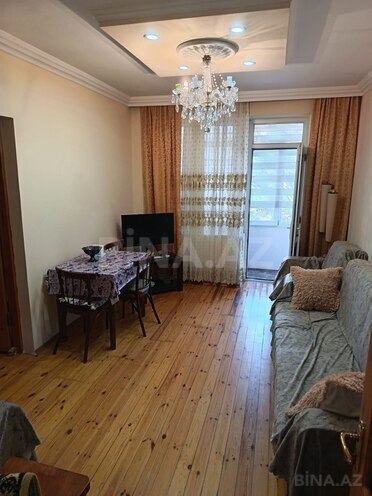 İcarəyə verilir 3 otaqlı köhnə tikili 65 m², Elmlər Akademiyası m., photo 1 from 16