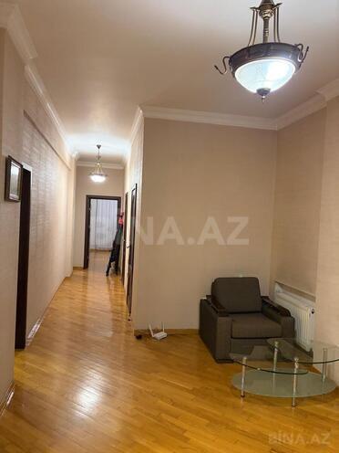 İcarəyə verilir 3 otaqlı yeni tikili 150 m², Gənclik m., photo 12 from 16