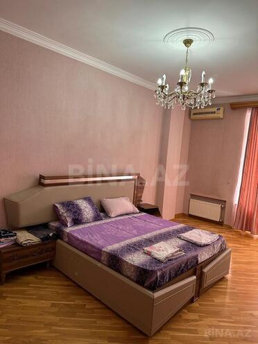 Сдаётся 3-комн. новостройка 120 м², м. 28 мая, photo 3 from 10