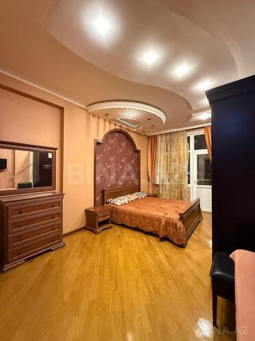 Сдаётся 3-комн. новостройка 130 м², м. 8 ноября, photo 7 from 14