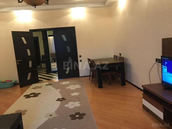 Сдаётся 3-комн. новостройка 135 м², м. Низами, photo 5 from 14