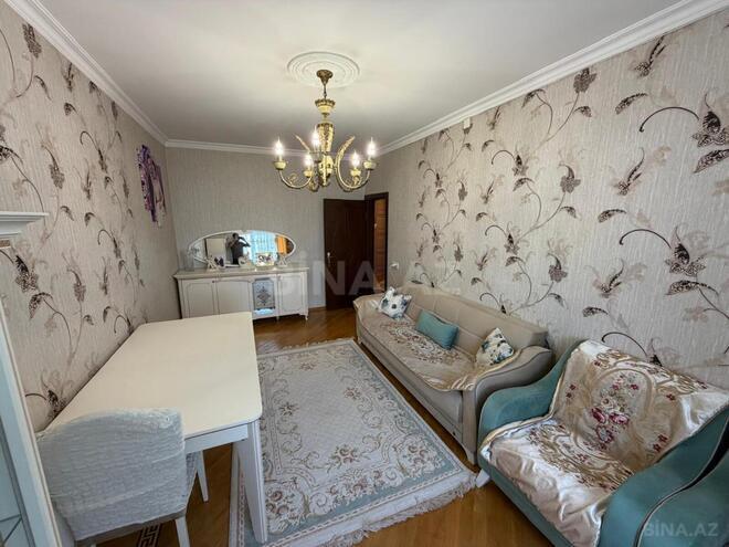 Satılır 4 otaqlı köhnə tikili 110 m², Yeni Günəşli q., photo 3 from 19