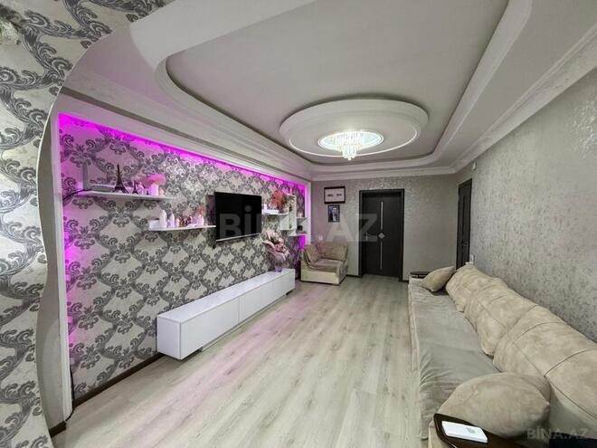 Продаётся 3-комн. вторичка 85 м², м. Нефтчиляр, photo 1 from 26