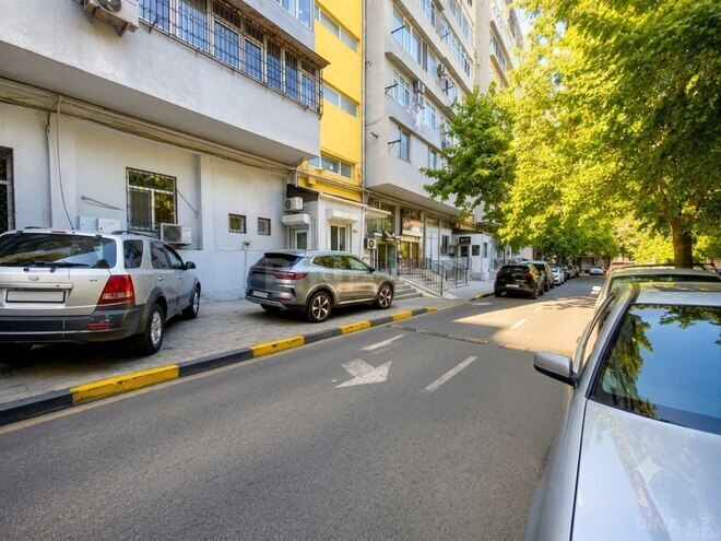 Satılır 2 otaqlı köhnə tikili 50 m², Gənclik m., photo 12 from 13