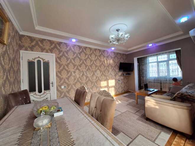 Satılır 2 otaqlı köhnə tikili 65 m², Nəsimi m., photo 1 from 18