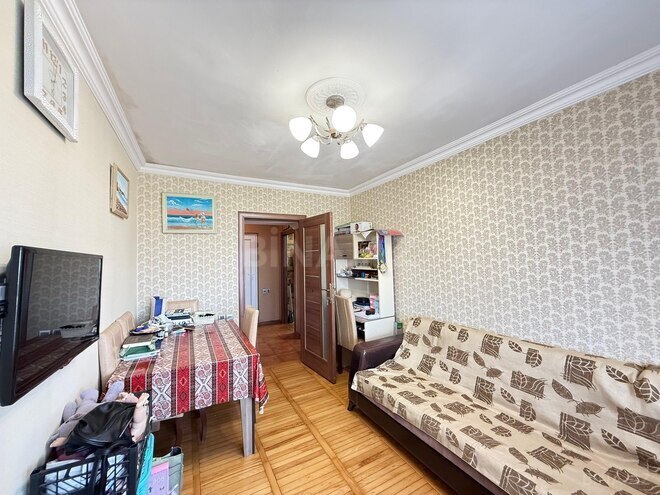 Продаётся 2-комн. вторичка 55 м², м. Нефтчиляр, photo 4 from 16