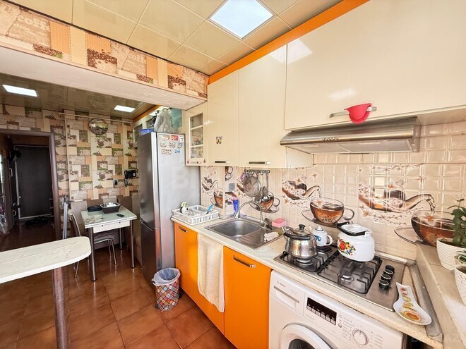 Продаётся 2-комн. вторичка 55 м², м. Нефтчиляр, photo 10 from 16