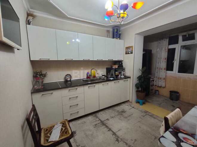 Satılır 3 otaqlı köhnə tikili 74 m², Yeni Günəşli q., photo 9 from 16