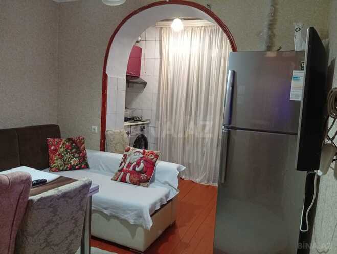 Satılır 1 otaqlı köhnə tikili 45 m², Massiv V q., photo 7 from 11