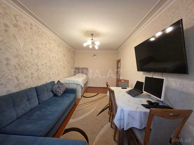Продаётся 2-комн. вторичка 60 м², м. Ази Асланов, photo 1 from 13