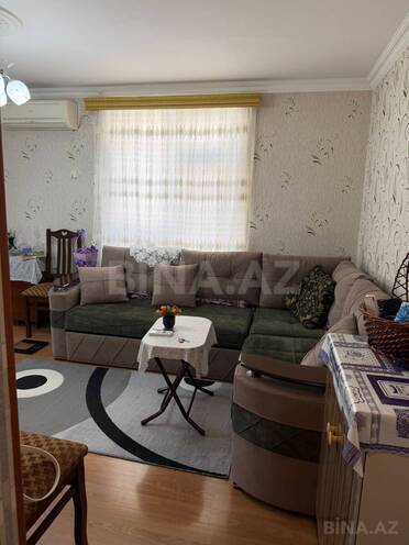 Продаётся 2-комн. вторичка 41 м², м. Нефтчиляр, photo 1 from 15
