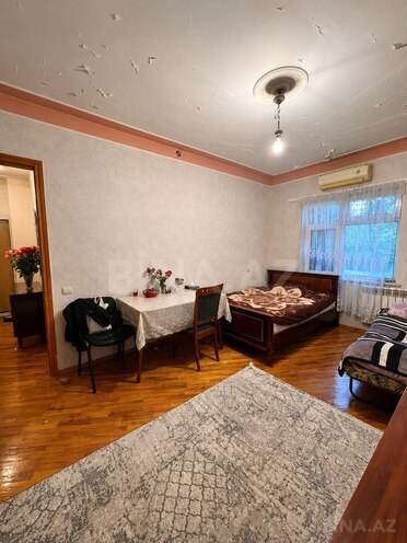 Satılır 2 otaqlı köhnə tikili 43 m², Memar Əcəmi m., photo 3 from 9