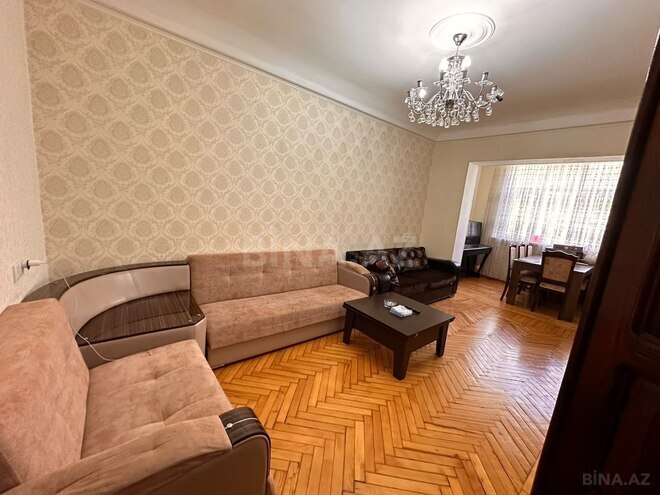 Сдаётся 3-комн. вторичка 75 м², м. Элмляр Академиясы, photo 4 from 12