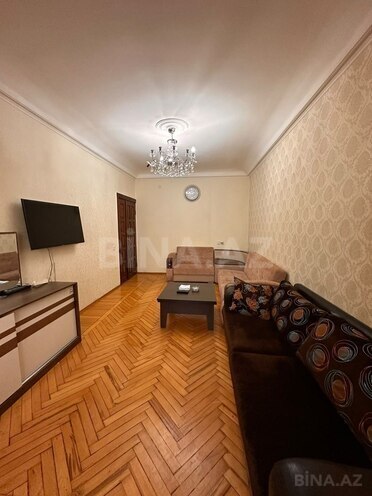 Сдаётся 3-комн. вторичка 75 м², м. Элмляр Академиясы, photo 3 from 12