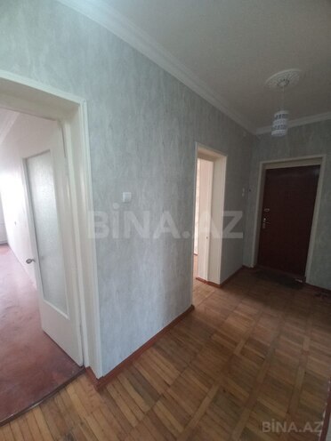 Продаётся 3-комн. вторичка 70 м², м. Ази Асланов, photo 1 from 14