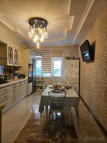 Продаётся 3-комн. новостройка 203 м², м. Низами, photo 15 from 19