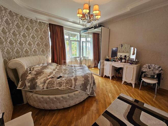 Продаётся 3-комн. новостройка 203 м², м. Низами, photo 12 from 19