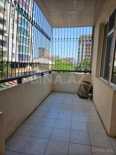 Продаётся 3-комн. новостройка 203 м², м. Низами, photo 17 from 19