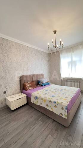 Продаётся 3-комн. вторичка 85 м², м. Ази Асланов, photo 1 from 16