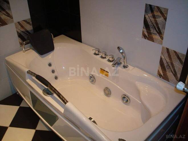 Сдаётся 3-комн. новостройка 130 м², м. Элмляр Академиясы, photo 17 from 18