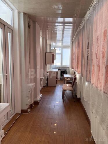 Satılır 2 otaqlı köhnə tikili 100 m², Sahil m., photo 16 from 19