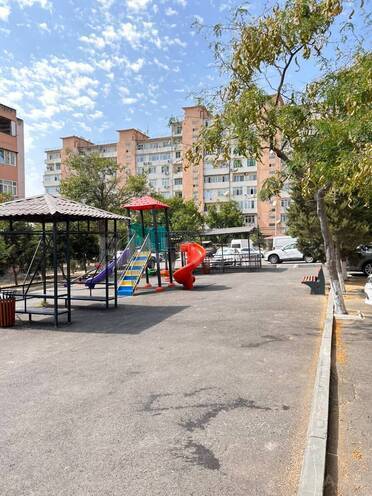 Satılır 3 otaqlı köhnə tikili 65 m², Xalqlar Dostluğu m., photo 19 from 21