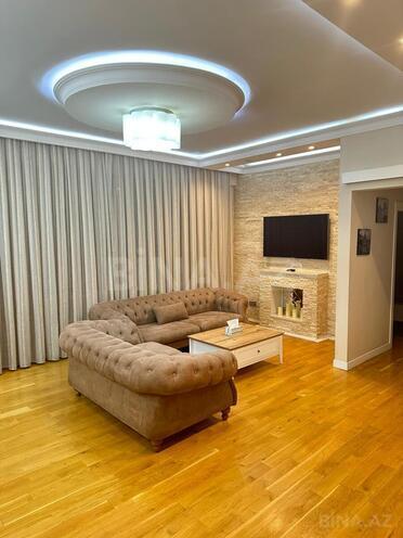 İcarəyə verilir 3 otaqlı yeni tikili 120 m², İçəri Şəhər m., photo 1 from 17