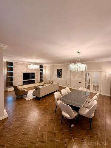 İcarəyə verilir 4 otaqlı yeni tikili 220 m², 28 May m., photo 28 from 30