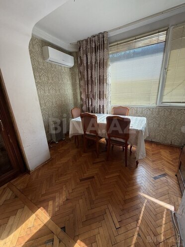 Satılır 3 otaqlı köhnə tikili 62 m², Elmlər Akademiyası m., photo 4 from 18