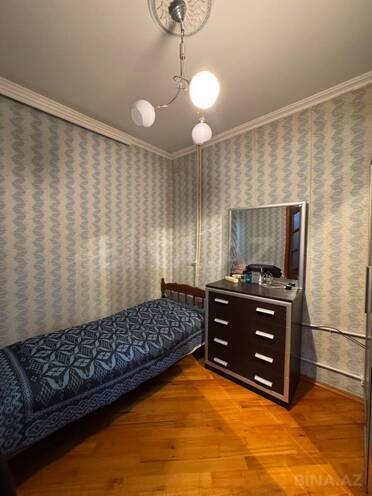 Продаётся 4-комн. вторичка 110 м², м. Ази Асланов, photo 12 from 24