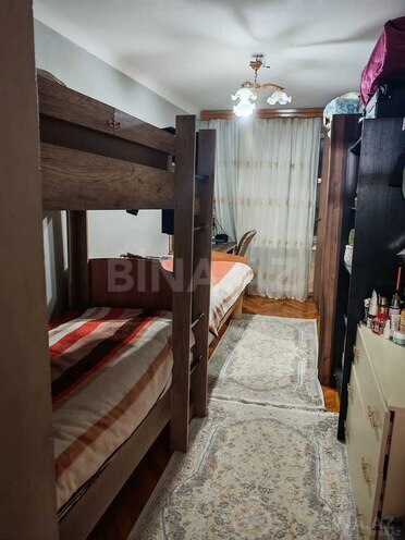 Satılır 2 otaqlı köhnə tikili 55 m², İnşaatçılar m., photo 3 from 8