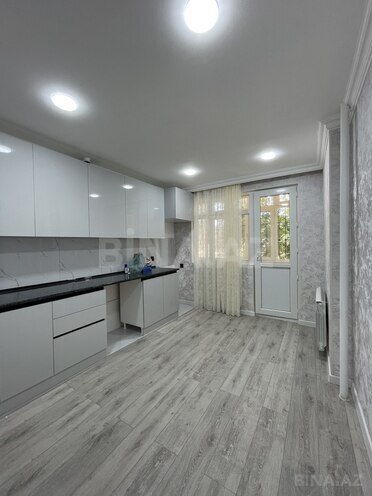 Satılır 2 otaqlı köhnə tikili 60 m², Hövsan q., photo 5 from 16