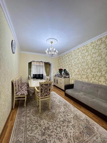 Продаётся 3-комн. вторичка 85 м², Хатаинский р., photo 1 from 14