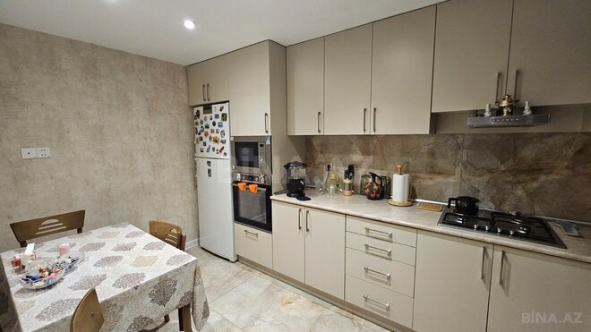 Продаётся 3-комн. вторичка 100 м², м. Иншаатчылар, photo 3 from 27