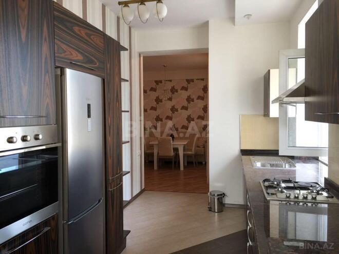 Сдаётся 4-комн. новостройка 174 м², м. Низами, photo 9 from 15