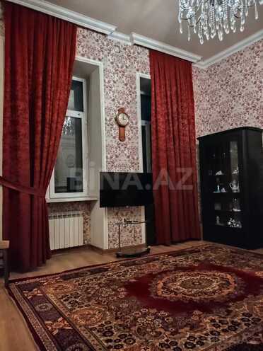 İcarəyə verilir 1 otaqlı köhnə tikili 40 m², Sahil m., photo 1 from 12