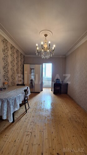 Satılır 2 otaqlı köhnə tikili 55 m², Nəsimi m., photo 1 from 18