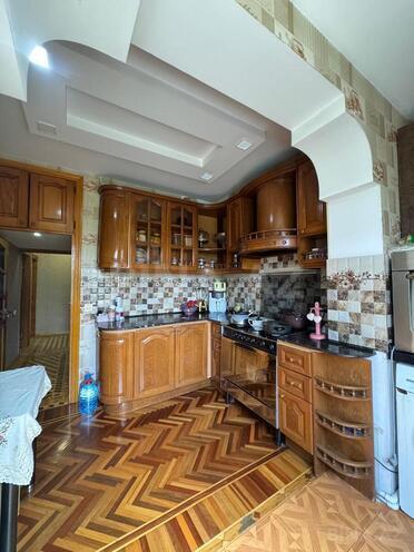 Продаётся 3-комн. вторичка 85 м², Хатаинский р., photo 3 from 14