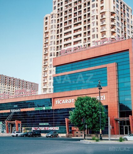 Продаётся 1-комн. вторичка 30 м², м. Иншаатчылар, photo 1 from 11