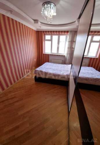 Satılır 3 otaqlı köhnə tikili 90 m², İnşaatçılar m., photo 10 from 20