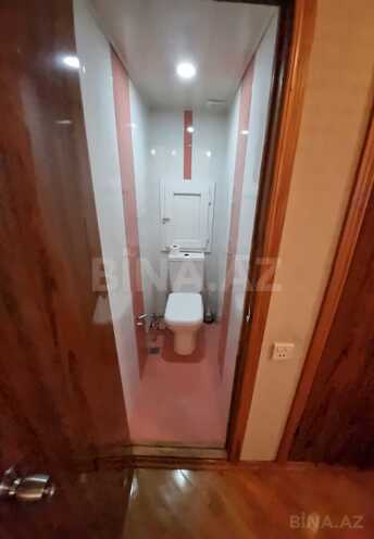 Satılır 3 otaqlı köhnə tikili 90 m², İnşaatçılar m., photo 16 from 20