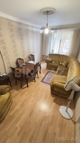 Satılır 2 otaqlı köhnə tikili 60 m², Həzi Aslanov m., photo 1 from 19