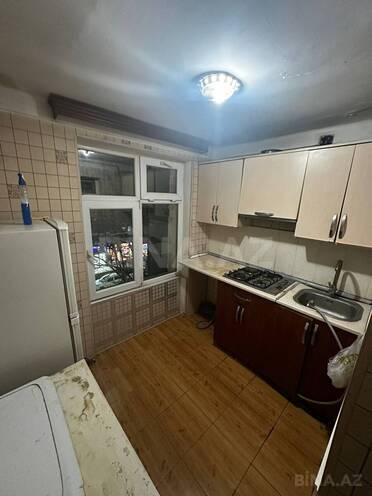 Продаётся 2-комн. вторичка 45 м², м. Элмляр Академиясы, photo 3 from 6