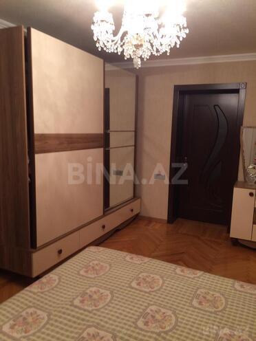 Продаётся 3-комн. вторичка 80 м², м. Иншаатчылар, photo 4 from 12