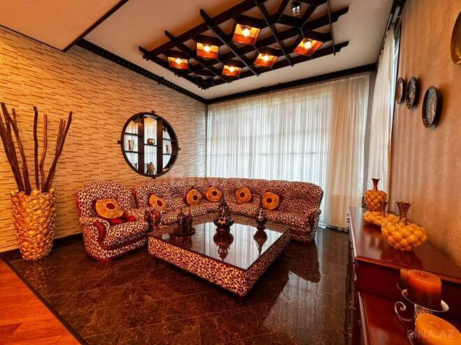 Satılır 10 otaqlı həyət evi/bağ evi 1 700 m², Şıxov q., photo 13 from 32