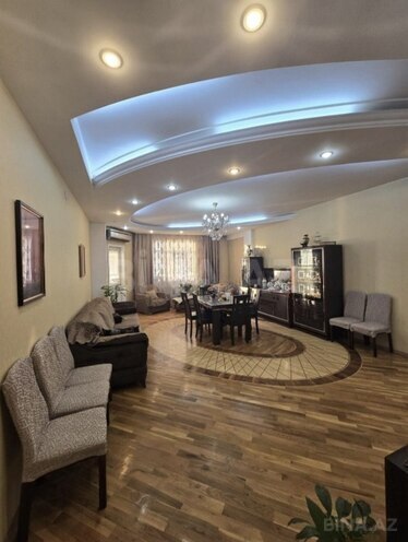 Продаётся 3-комн. новостройка 135 м², Насиминский  р., photo 1 from 8