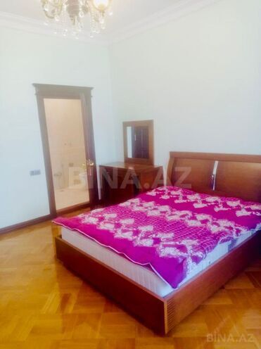 Satılır 4 otaqlı yeni tikili 207 m², İçəri Şəhər m., photo 15 from 24