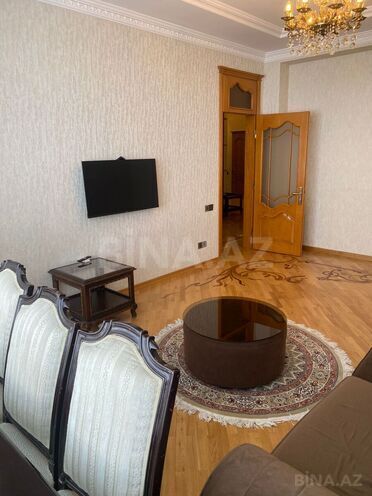İcarəyə verilir 3 otaqlı yeni tikili 130 m², Gənclik m., photo 3 from 17