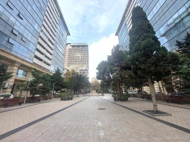 Satılır 3 otaqlı köhnə tikili 110 m², 28 May m., photo 4 from 31