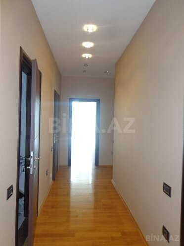 Сдаётся 4-комн. новостройка 230 м², м. 8 ноября, photo 3 from 22